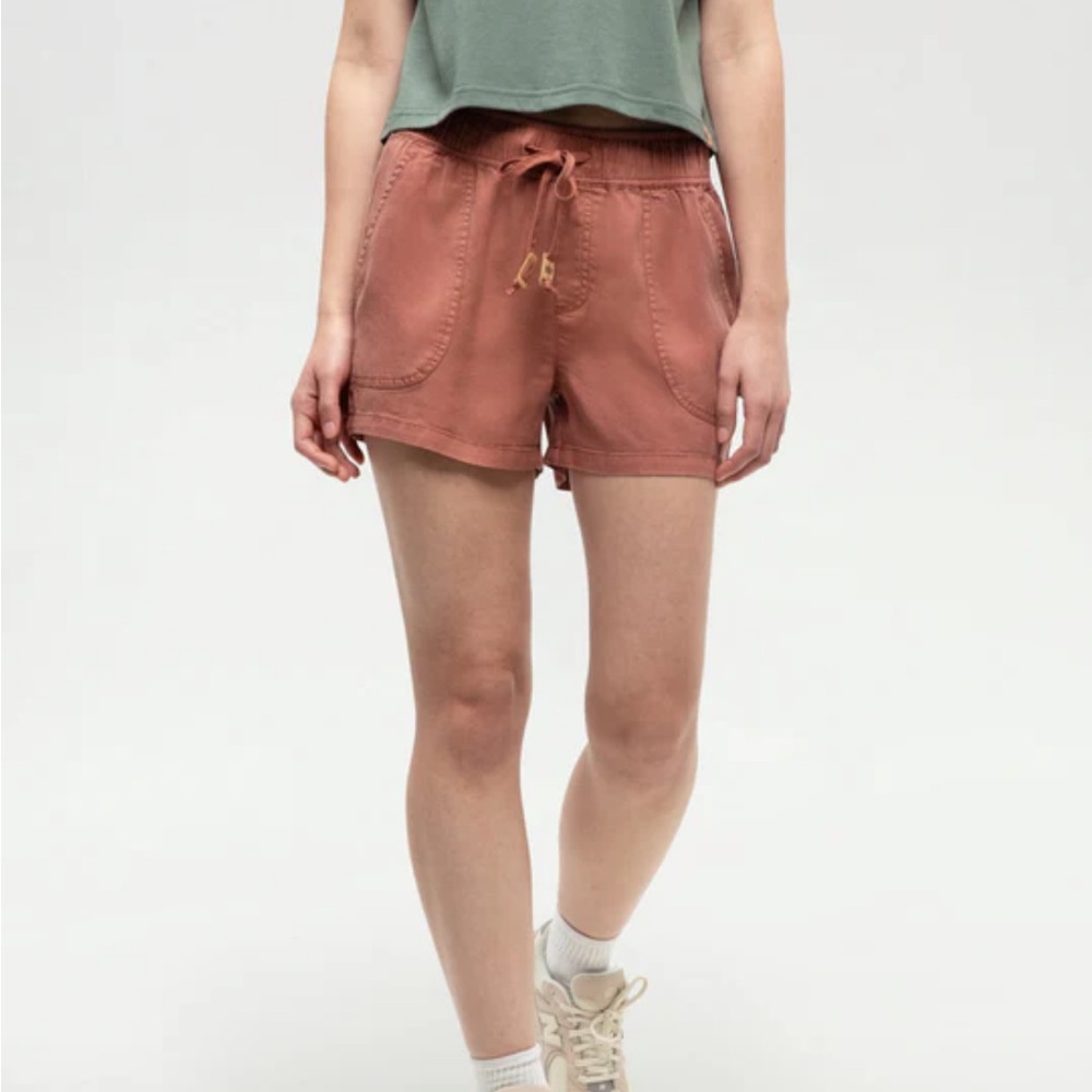 Ten Tree Instow shorts in Baked Clay - Picture 4 of 9